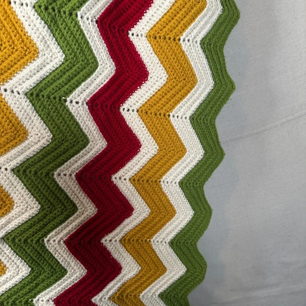 Handmade Crochet Chevron Afghan Throw Blanket Multicolor Zig‎ Zag Retro mustard
